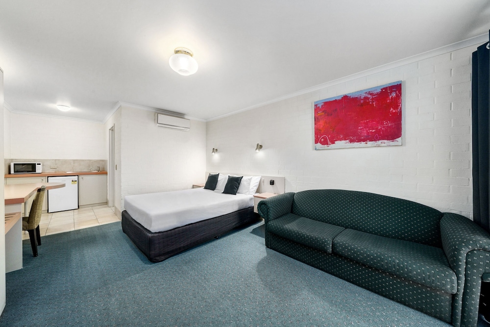Best Western Warby Lodge Motor Inn 20/27