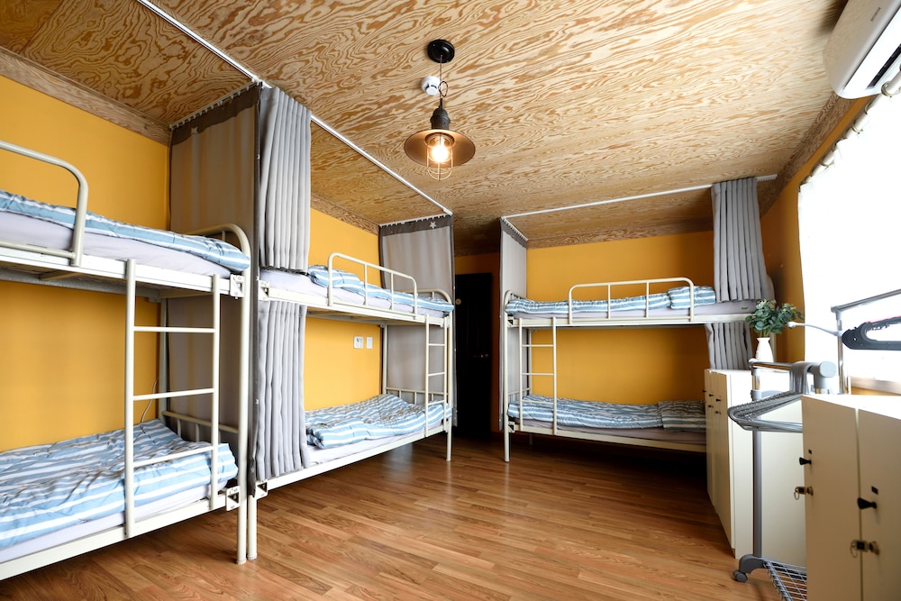 The One Hostel 37/50