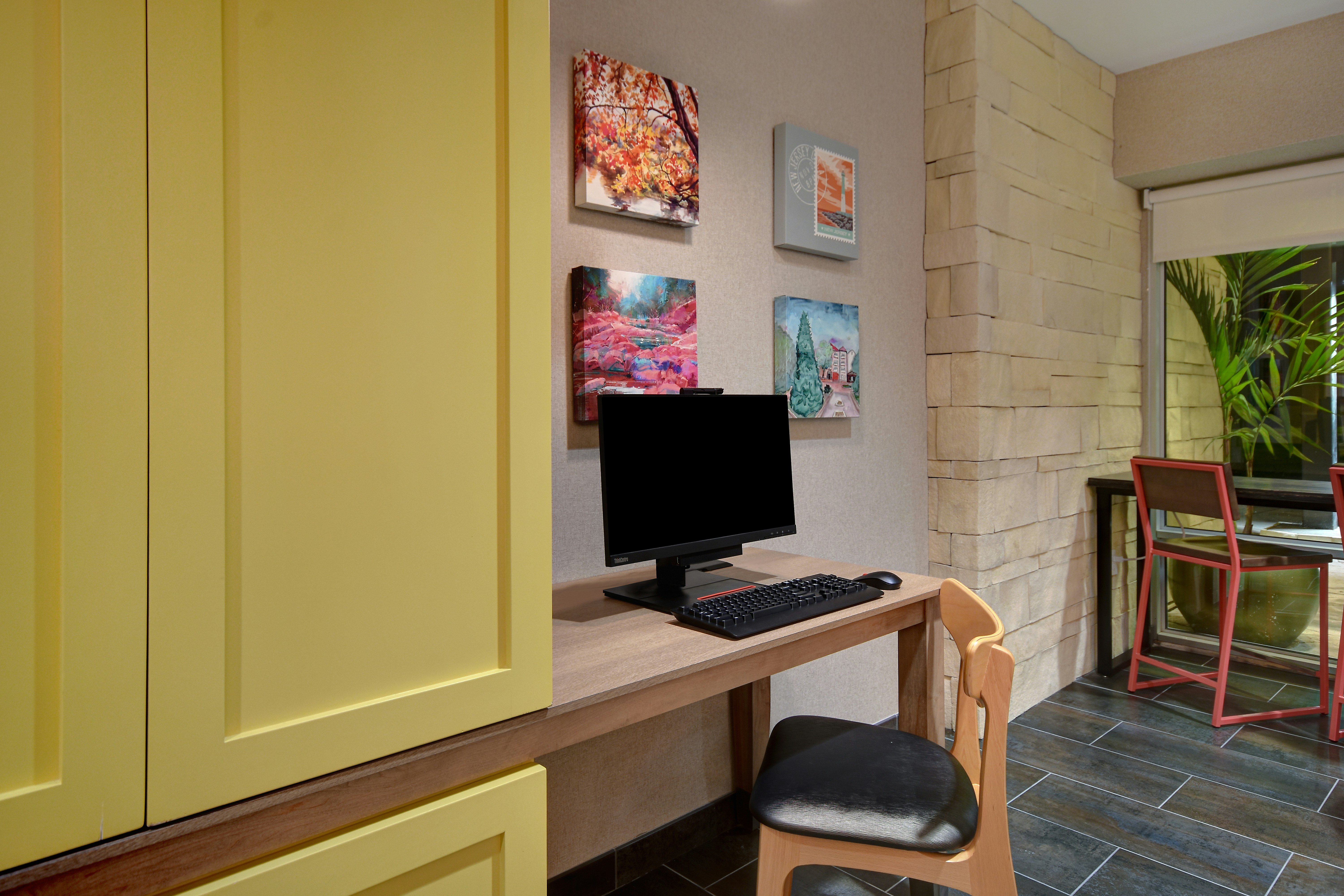 Home2 Suites East Hanover NJ 22/26