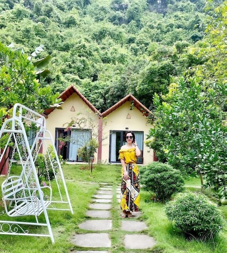 Trang An Retreat 60/70