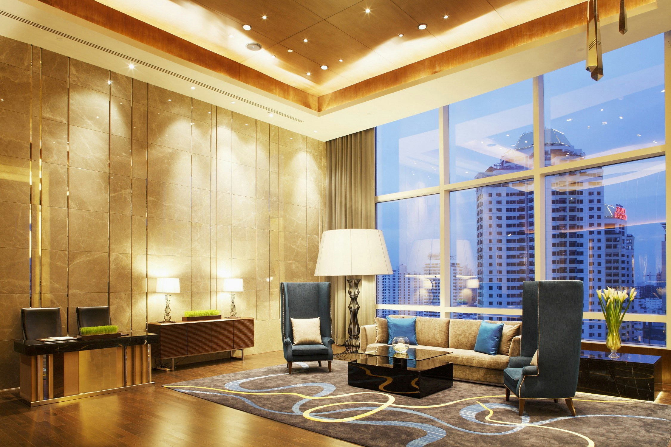 Centara Grand and Bangkok Convention Centre at CentralWorld 28/50