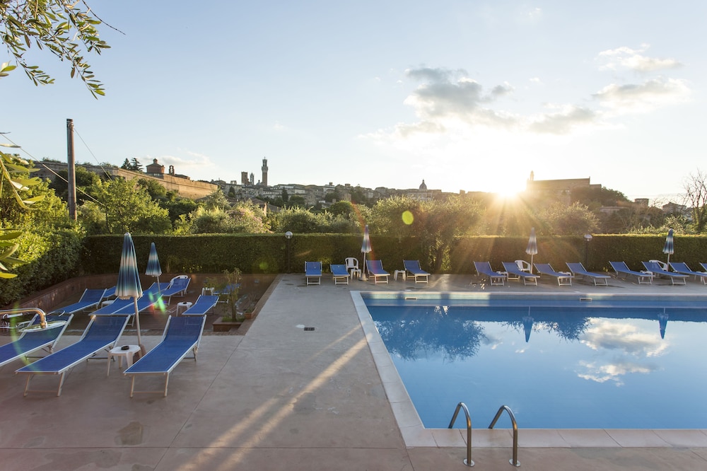 Hotel Il Giardino 48/72