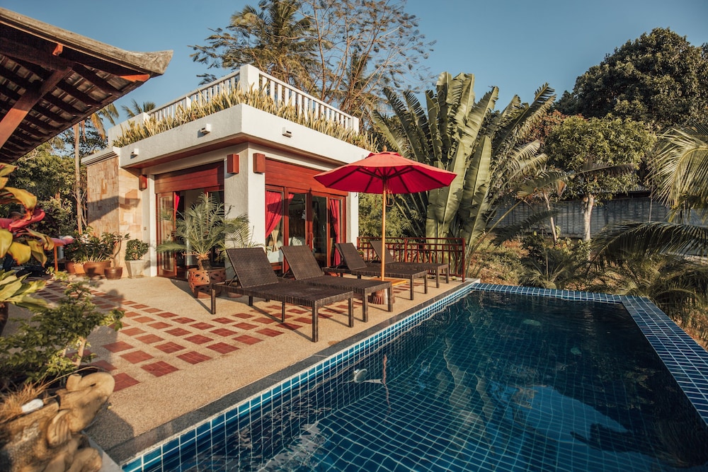 Thai Island Dream Estate 8/70