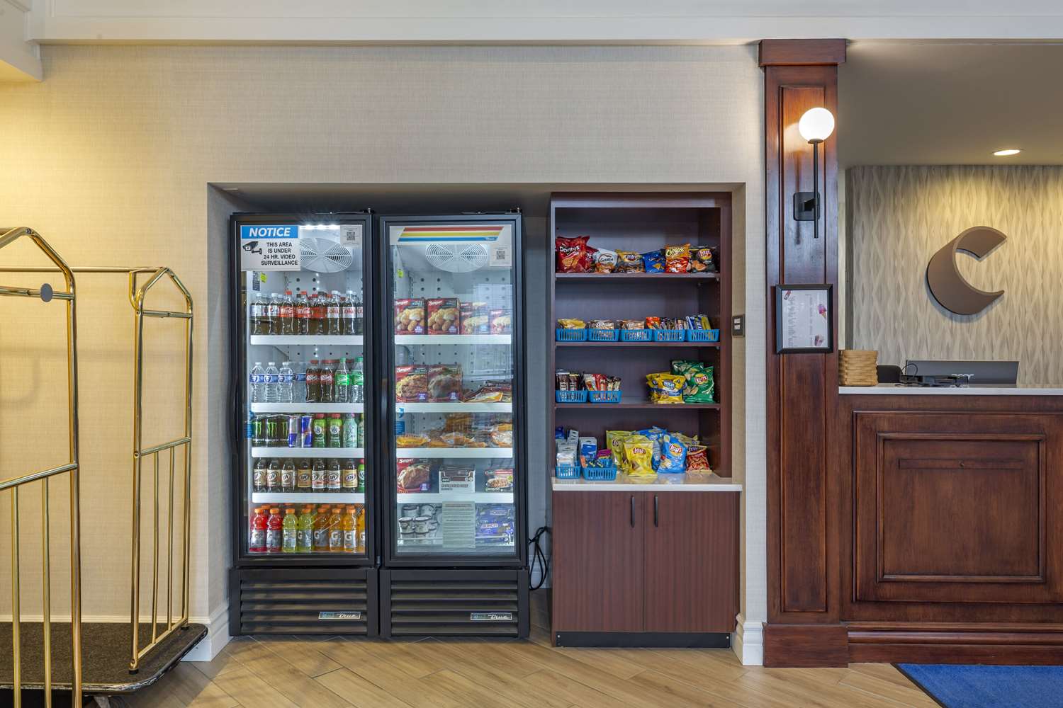 Comfort Inn & Suites East Greenbush - Albany 6/18