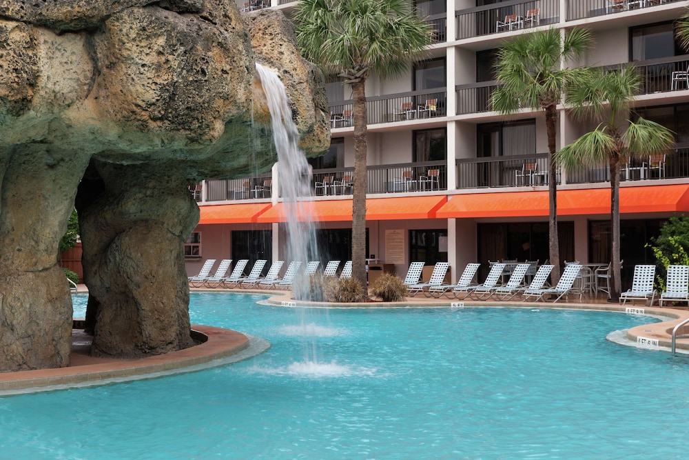 Hampton Inn Jacksonville Beach 3/57