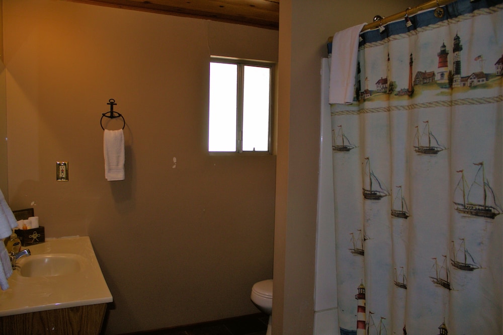 Goldmine Lodge 50/50