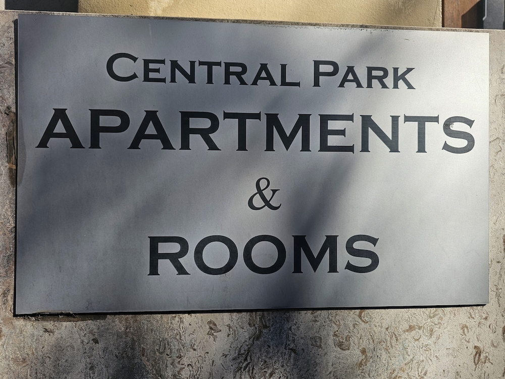 Central Park Residence 37/68