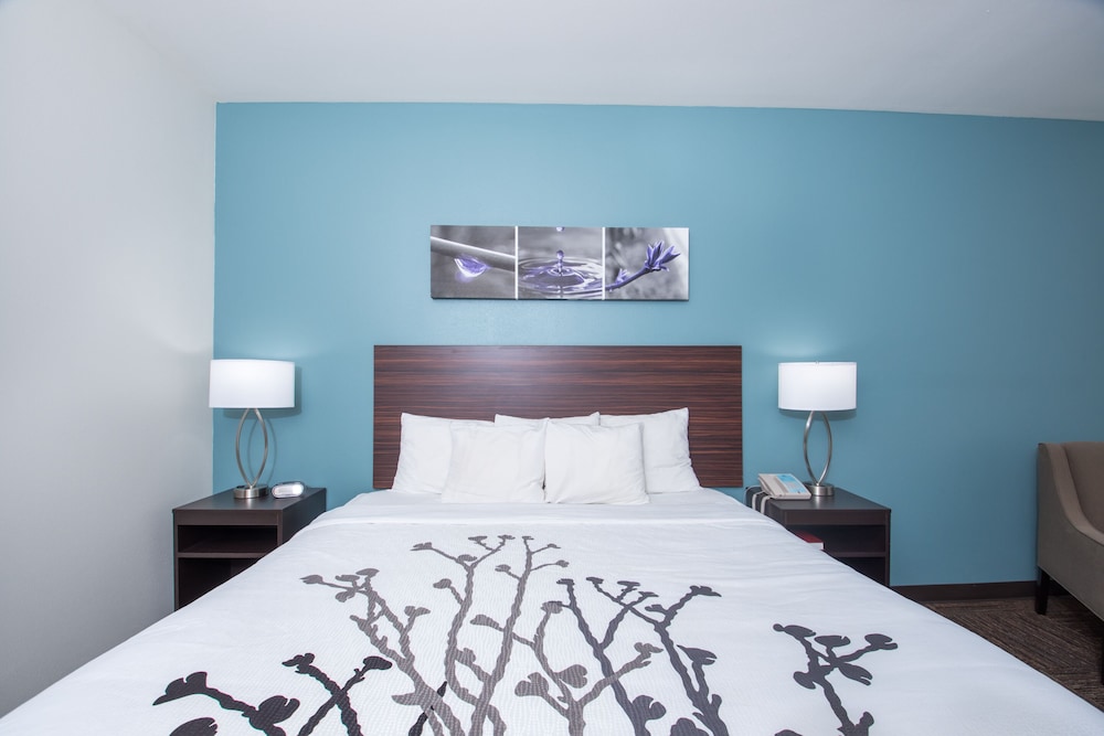 Sleep Inn & Suites Washington near Peoria 12/45