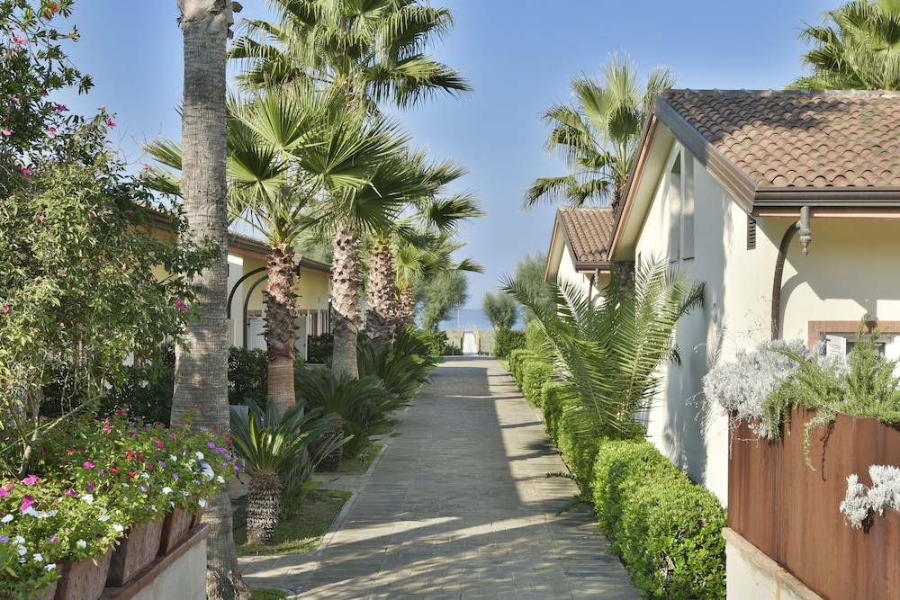 Paestum Inn Beach Resort 61/69