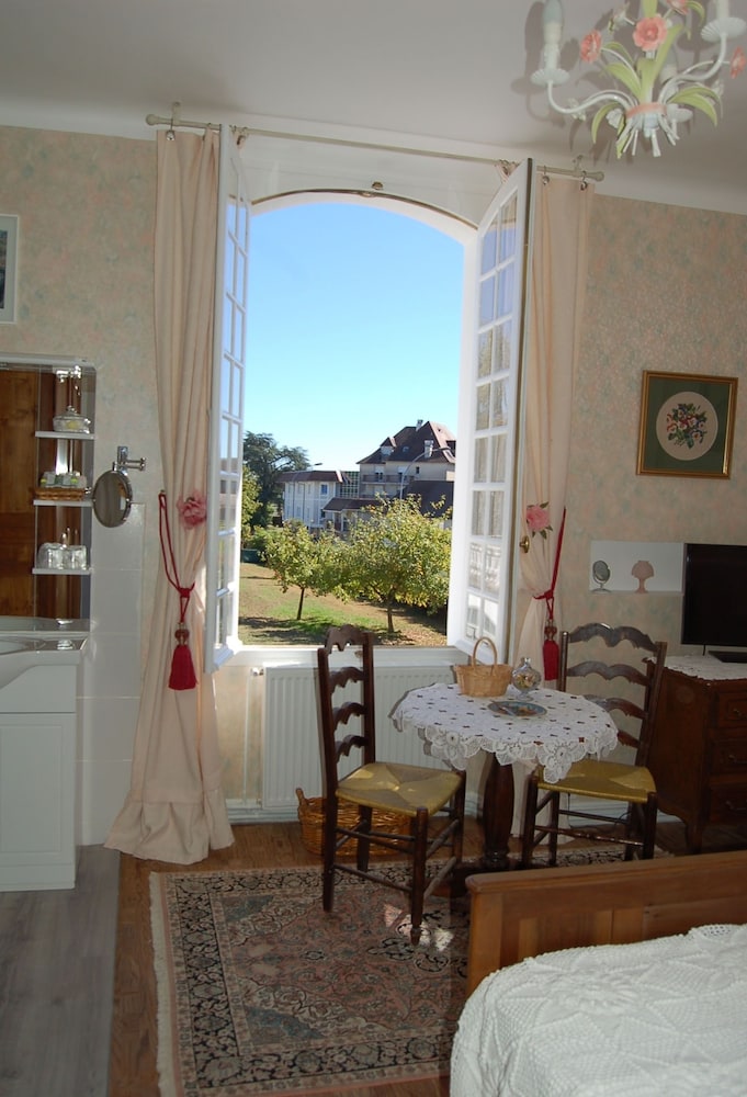LA MAISON D'ANTAN 27/42
