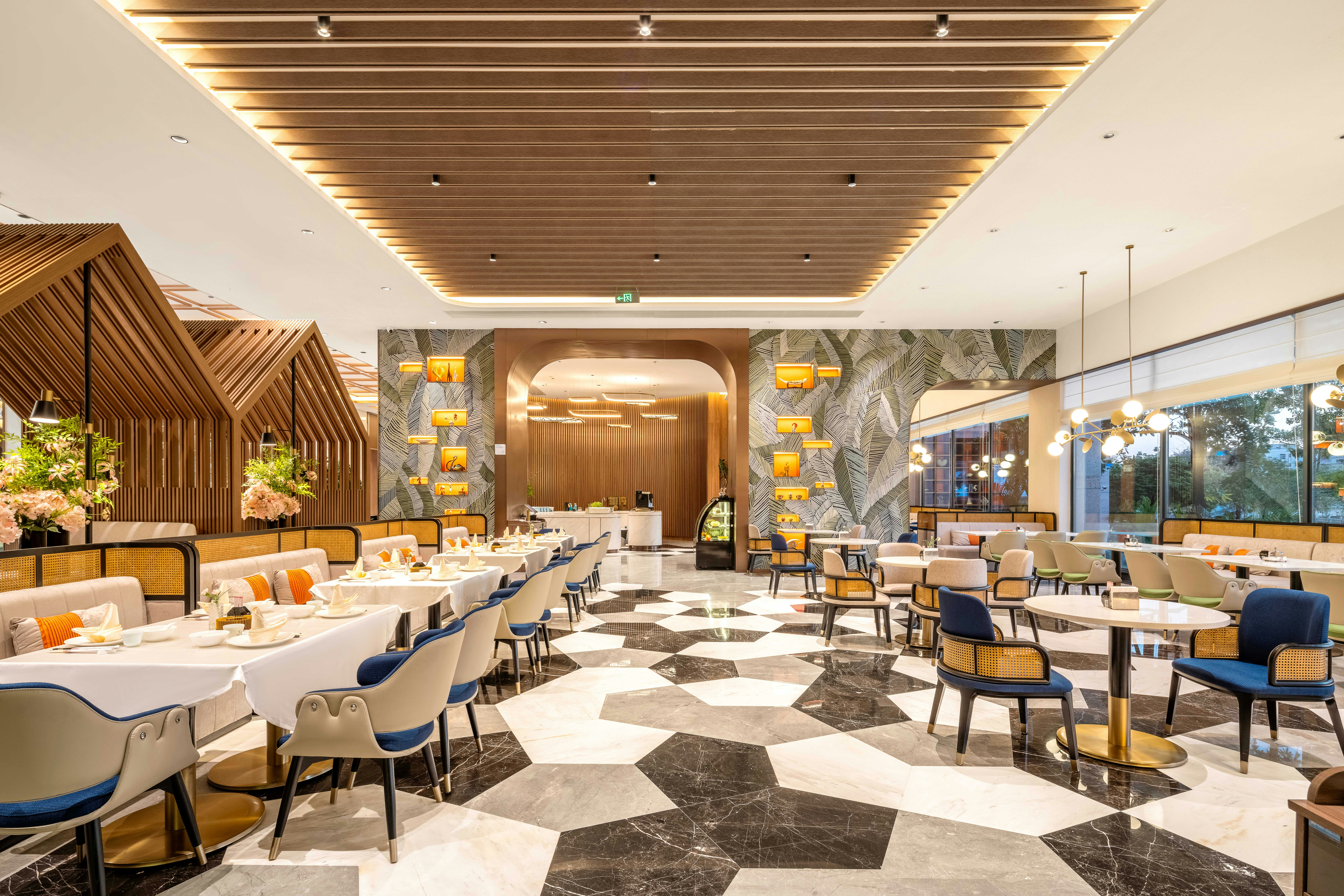 Hilton Garden Inn Jiangmen Xinhui 52/64