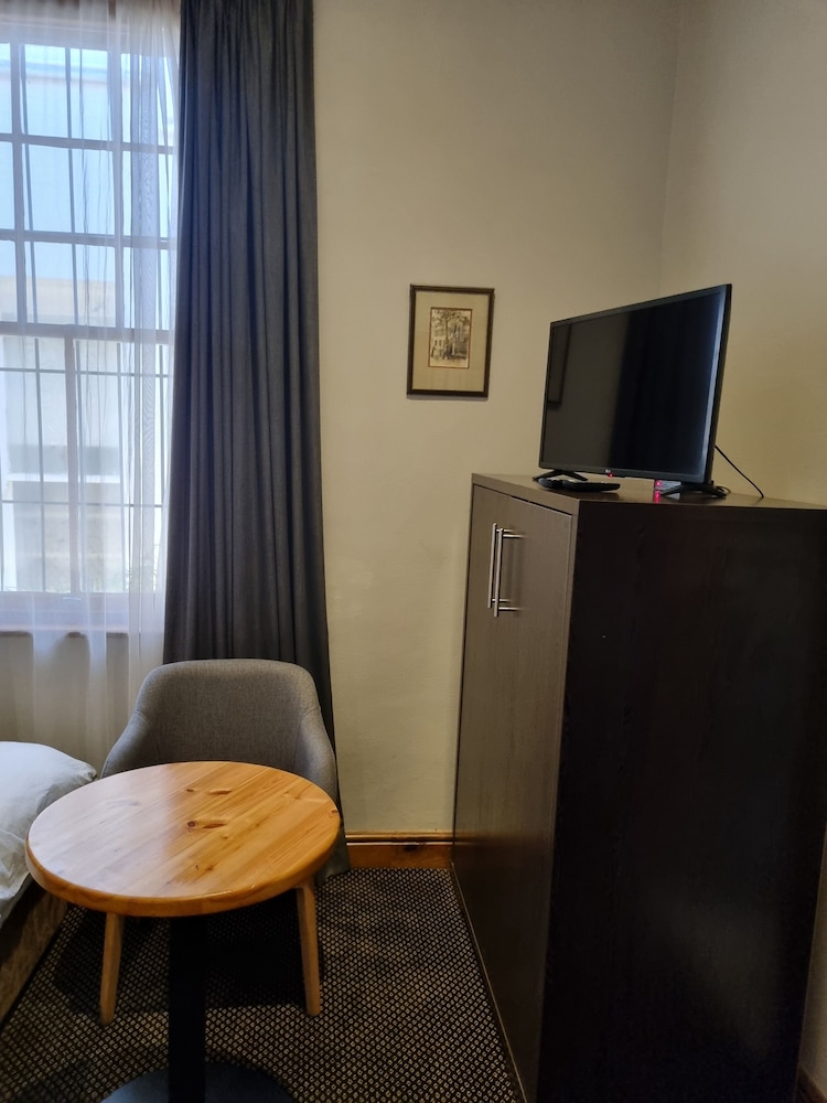 Ashanti Guest House Gardens Hostel 30/50