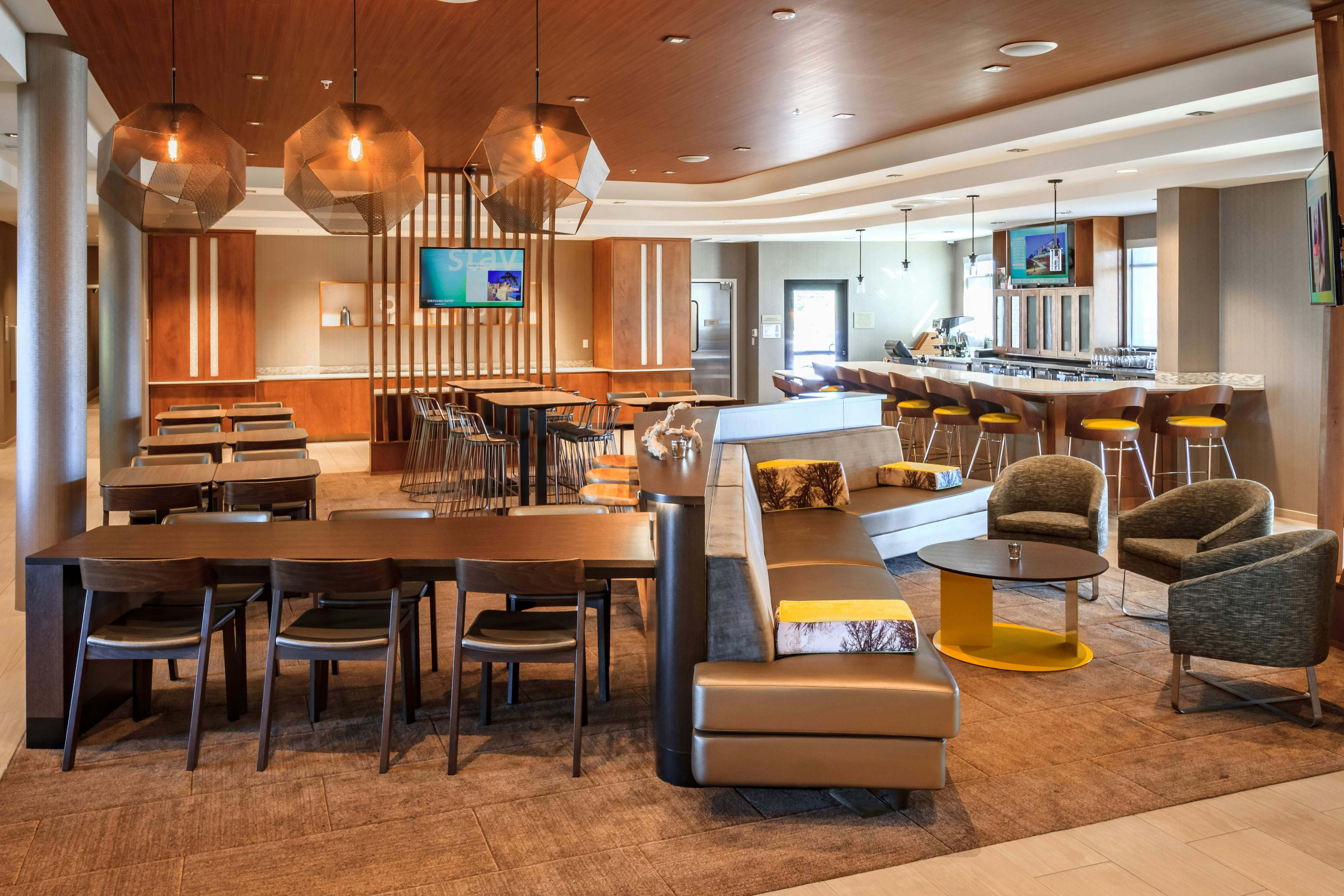 Springhill Suites By Marriott the Dunes On Monterey Bay 32/49