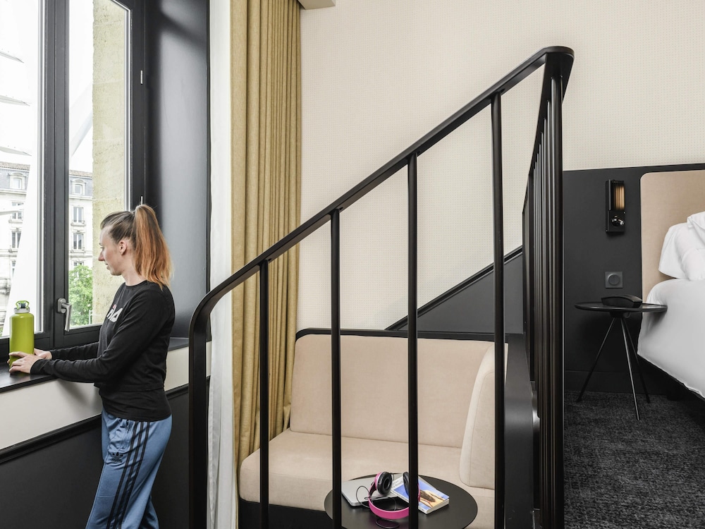 Mercure Bordaux Gare Atlantic 16/76