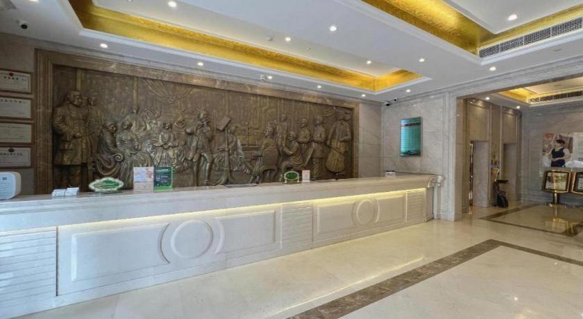 Vienna hotel (Huidong and run pedestrian street) 12/55