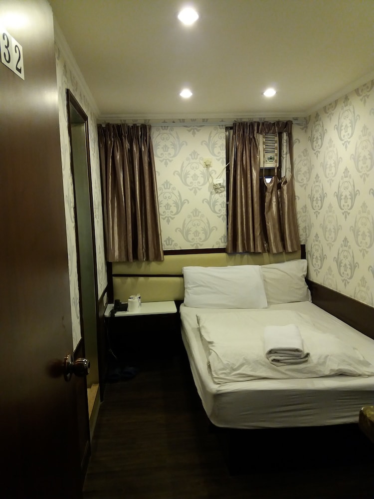 Rai Lei Hotel 7/50