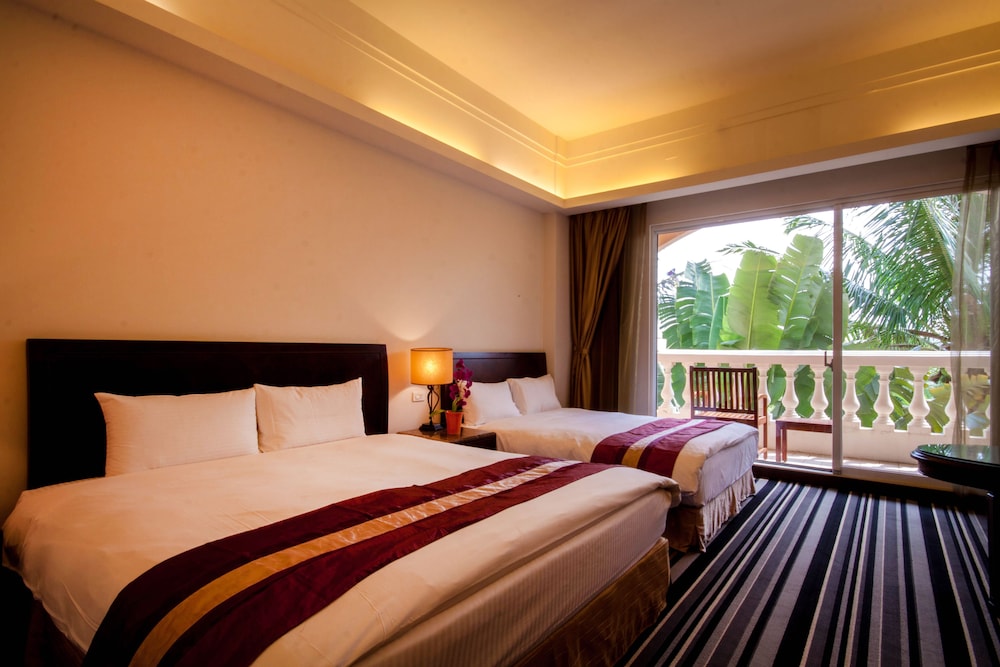 Les Hotel Tainan 12/63