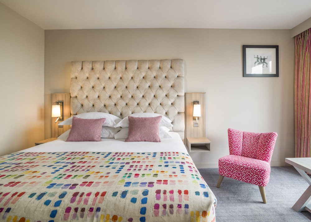 Boulevard Hotel 13/50