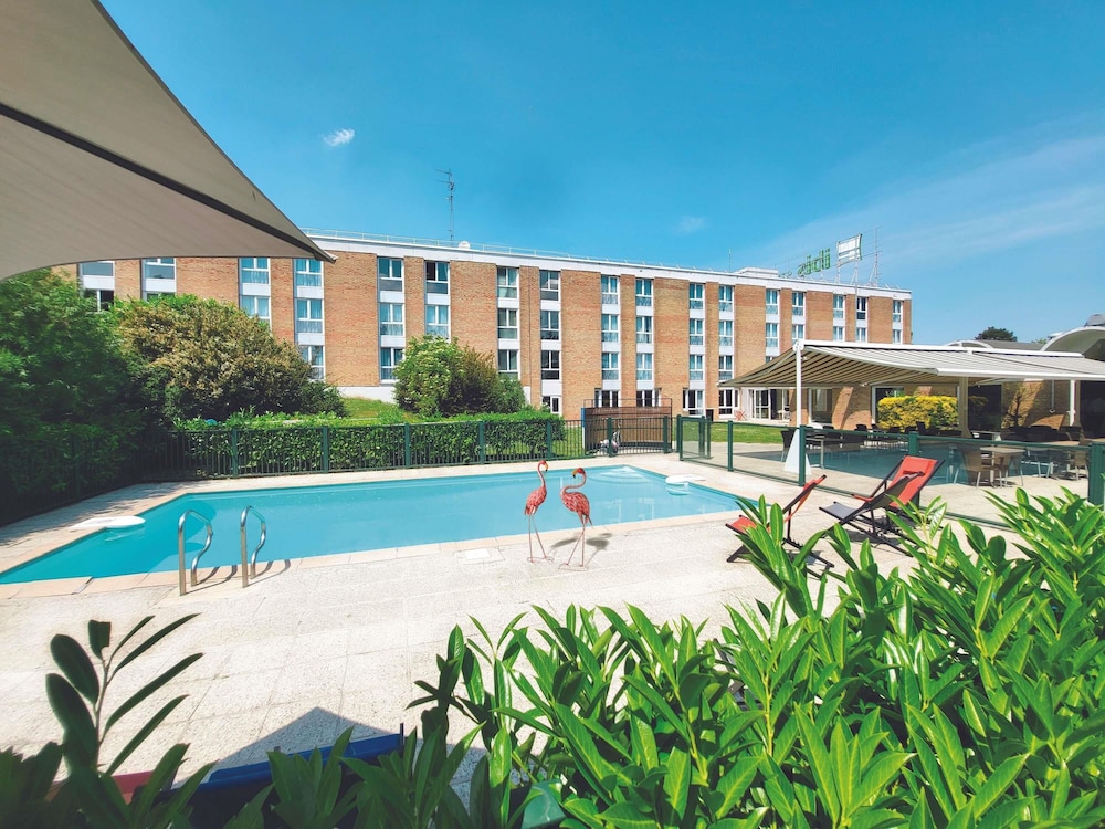 ibis Styles Lille Neuville en Ferrain 42/47