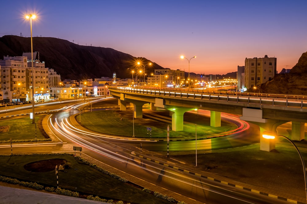 Al Jisr Hotel 20/23