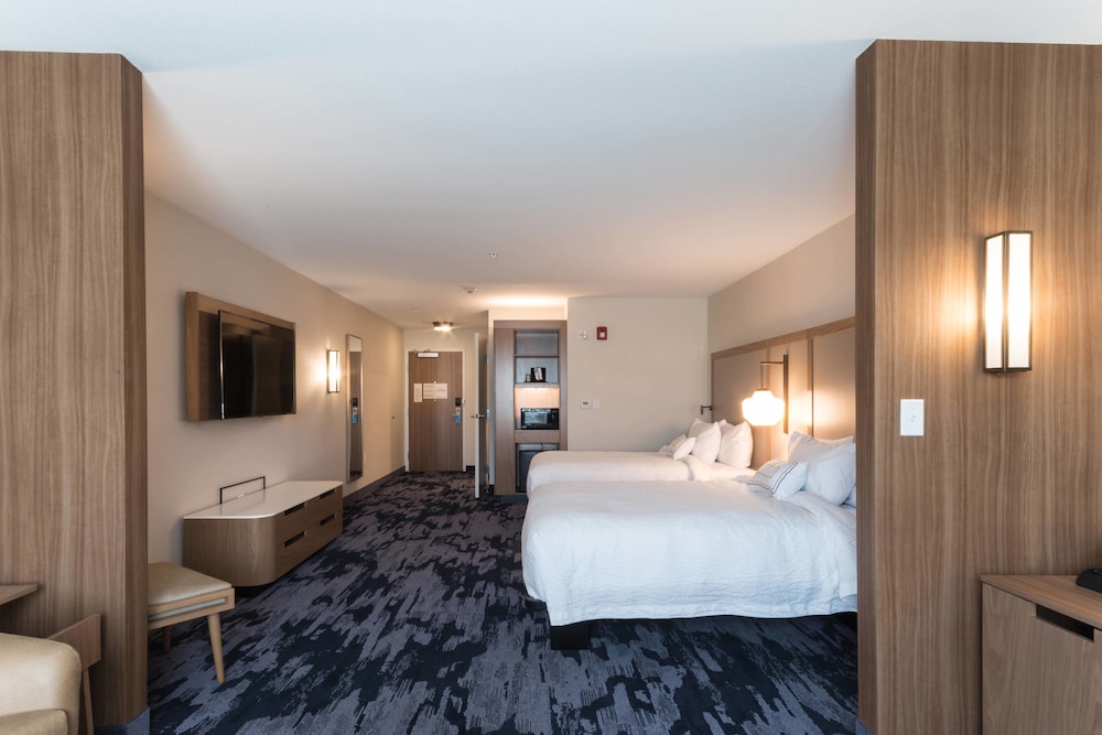 Fairfield Inn & Suites By Marriott Northfield 11/34