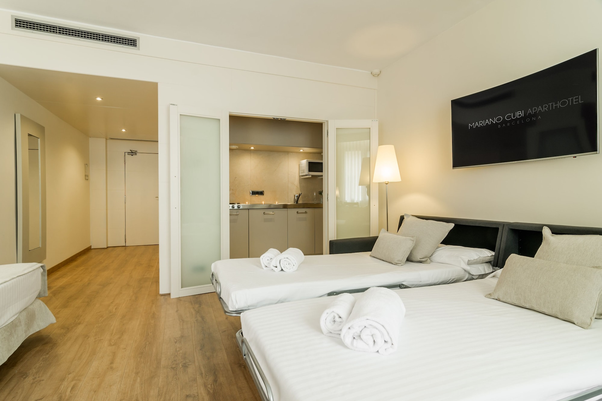 APARTMENT, 3 BEDS