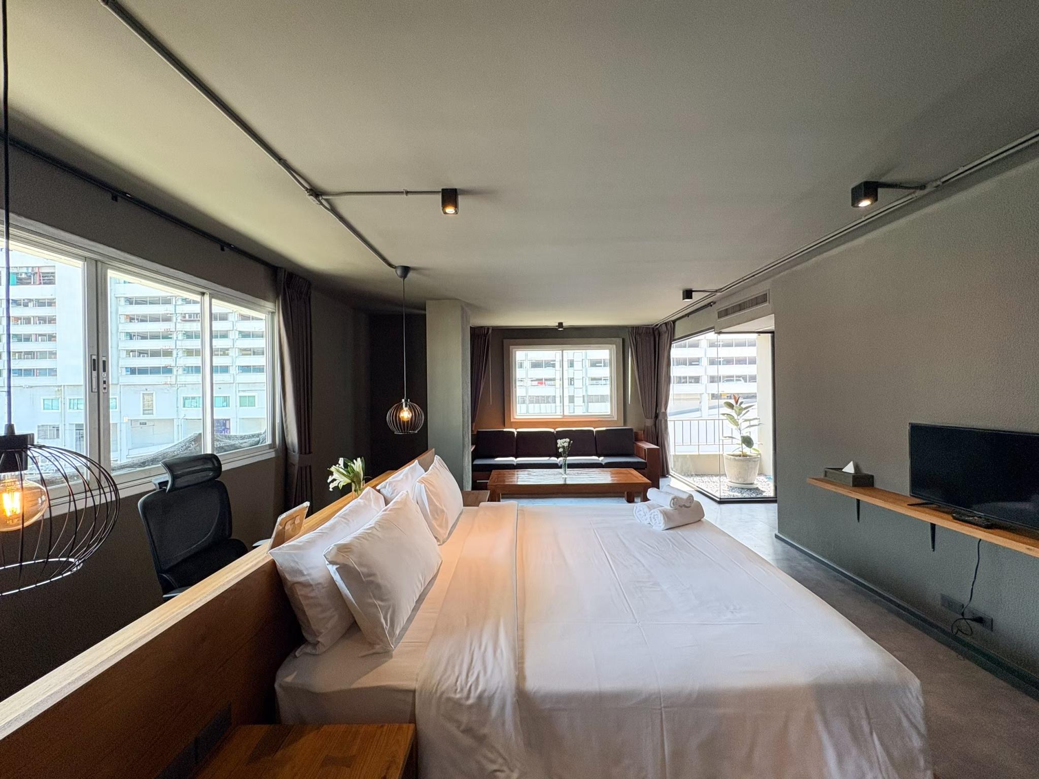 Room, Double Bed