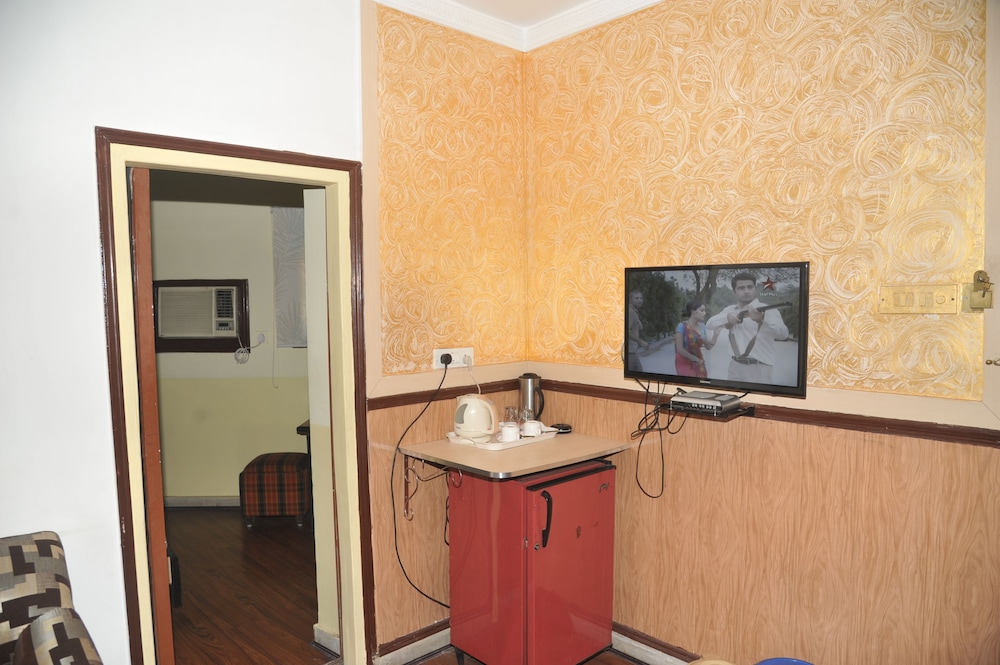 Akash Ganga Hotel 37/48