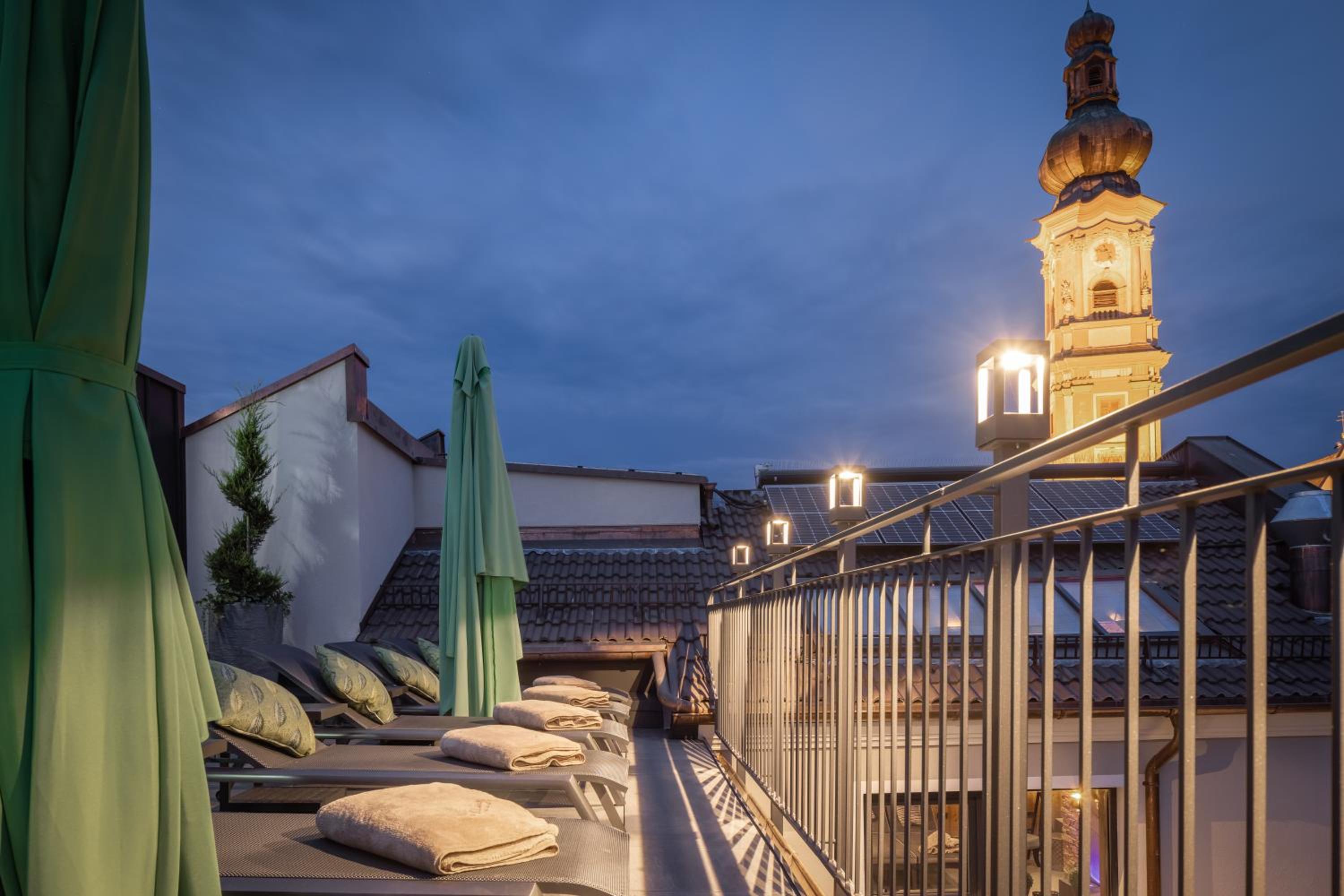 Hotel Gasthof Hottl Deggendorf 48/50