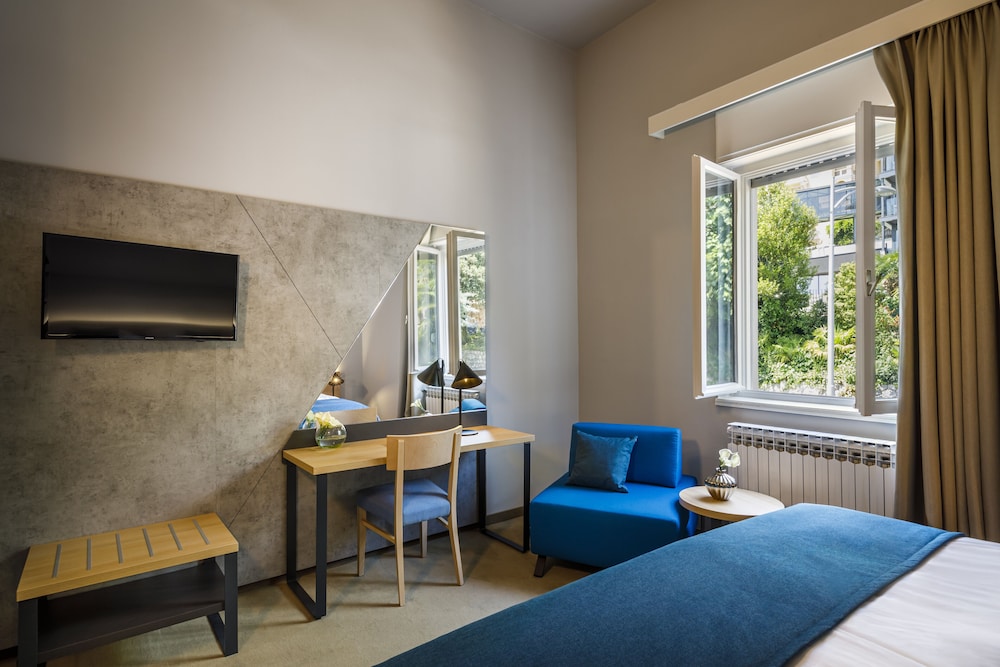 Hotel Istra 25/63