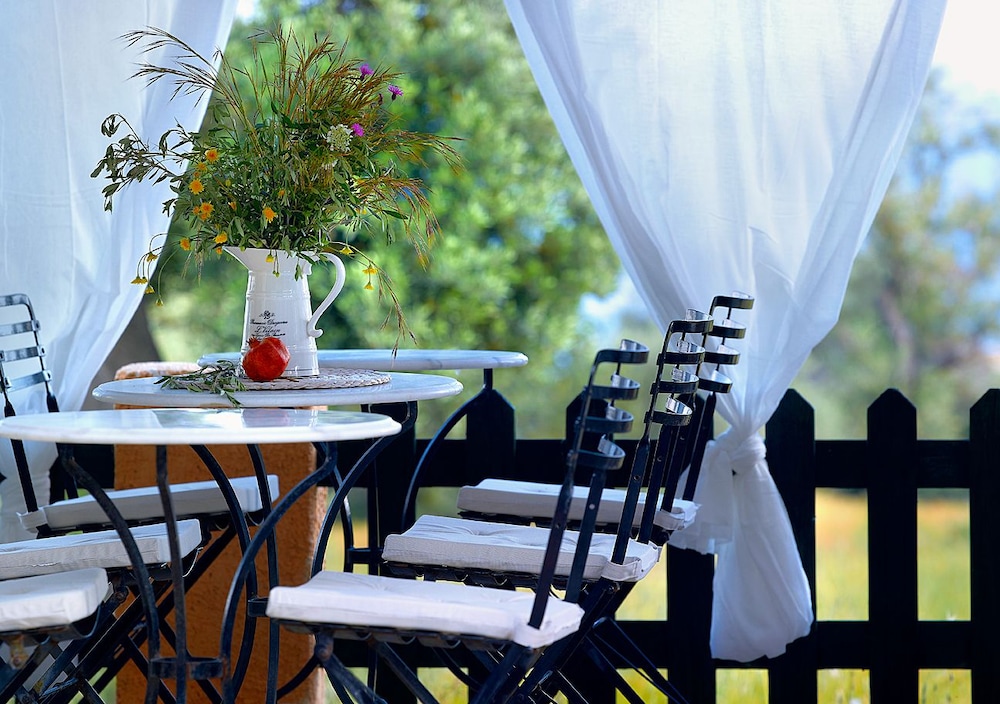Ledra Samos Hotel 40/60