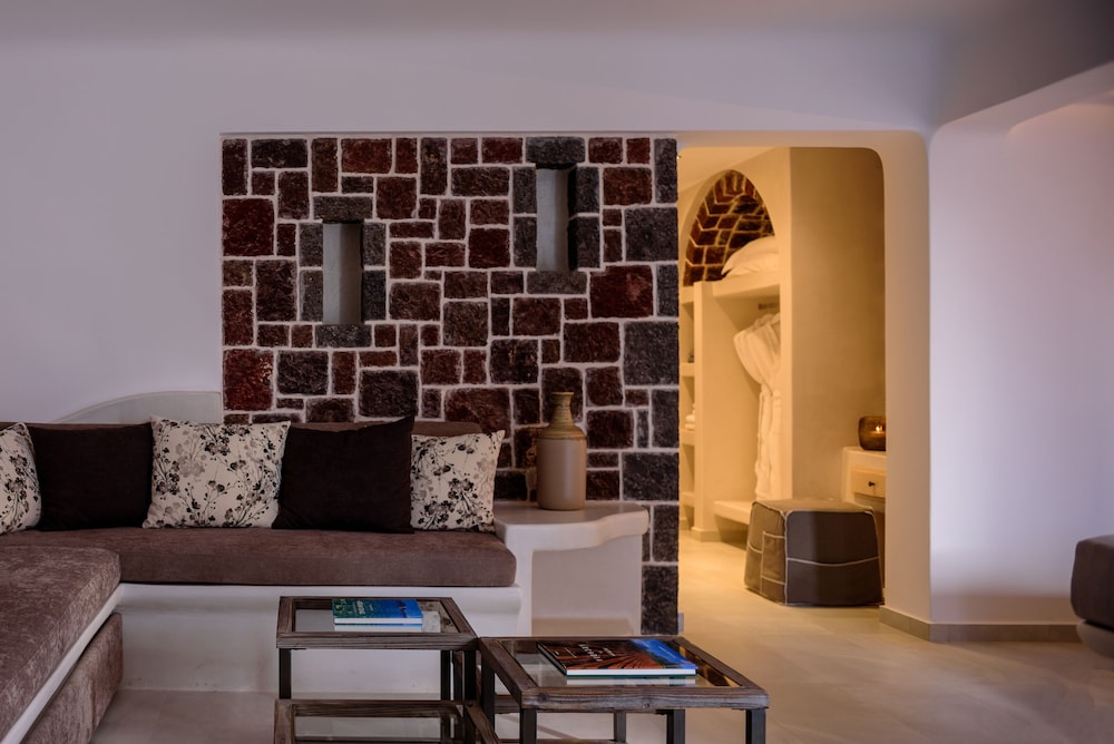 ACRO BLUE LUXURY VILLAS 44/60