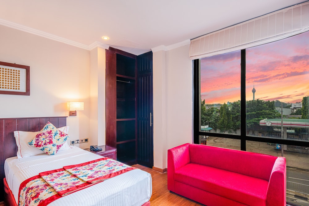 1 BEDROOM, DELUXE, DOUBLE OR TWIN BED