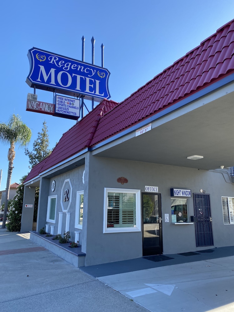 Regency Motel of Brea 16/25