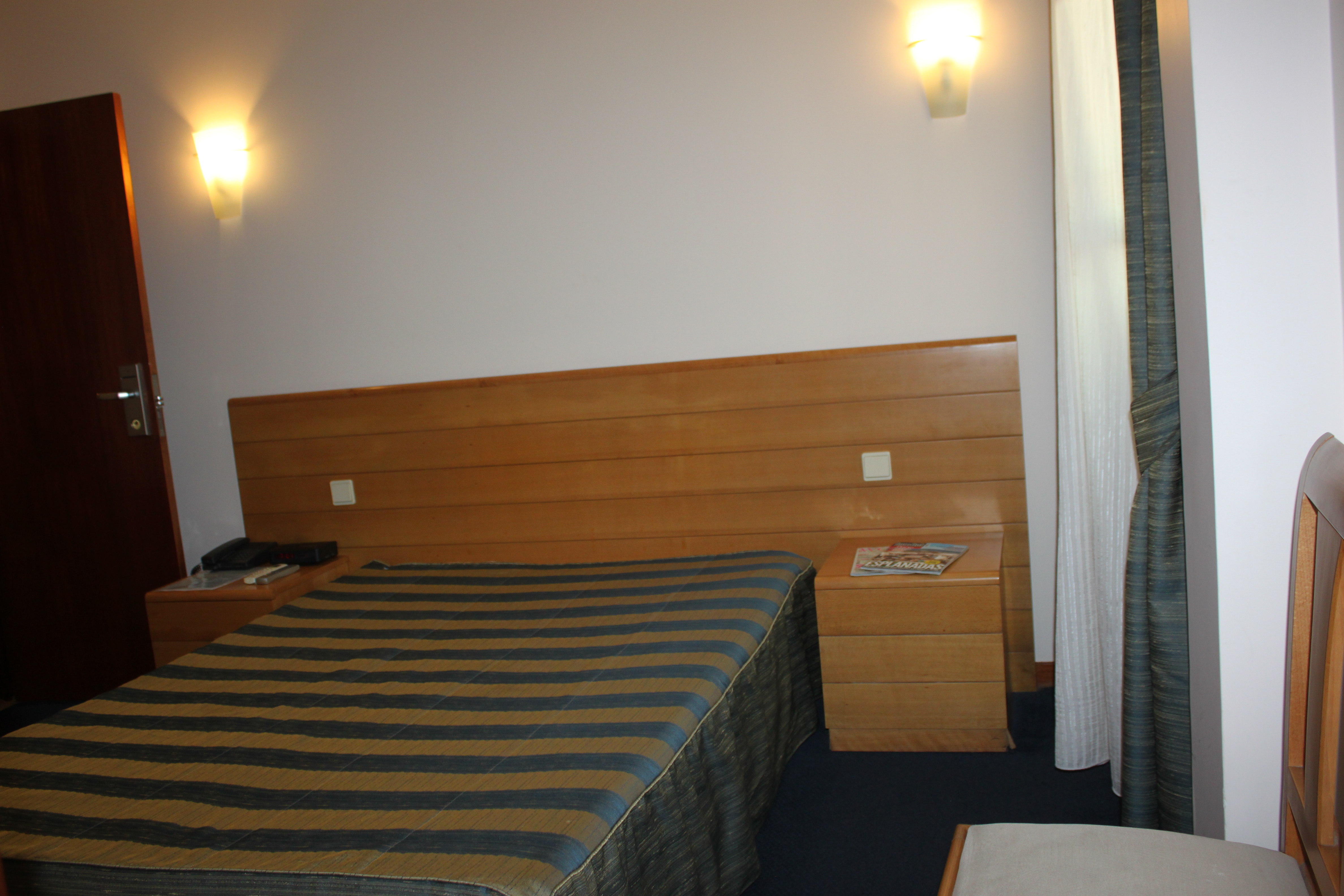 HOTEL QUASAR 34/35