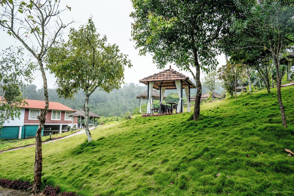 Zac's Valley Resort 45/48