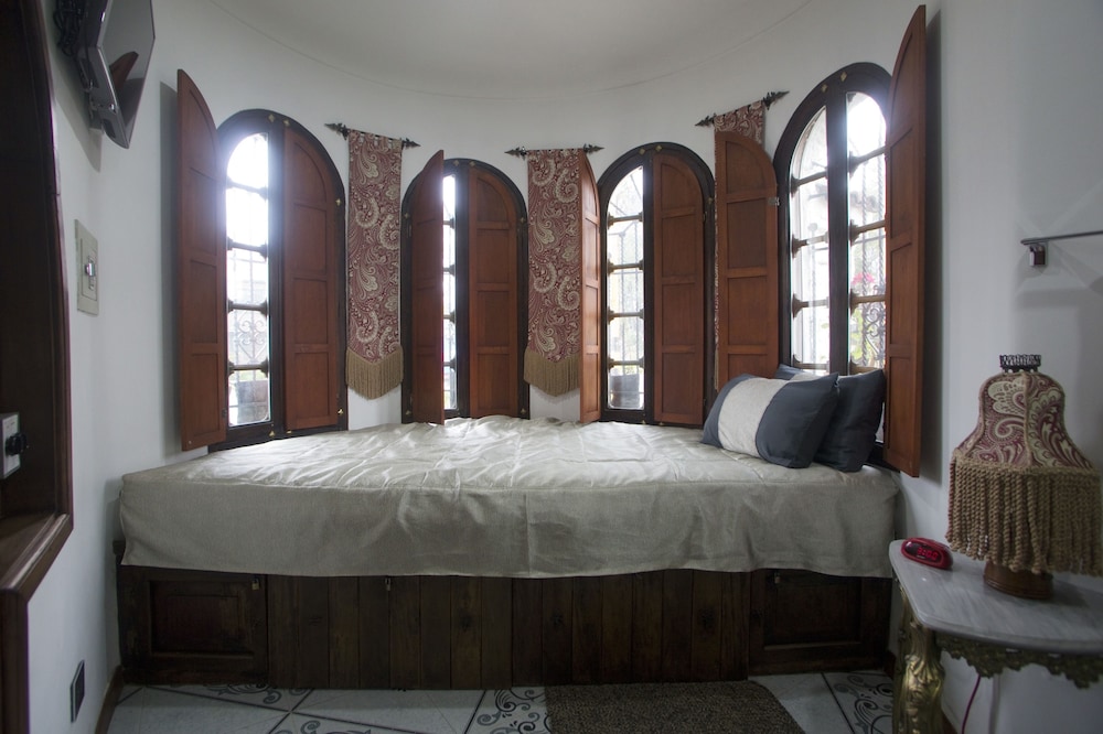 Bogota Bed And Breakfast Inn 40/56