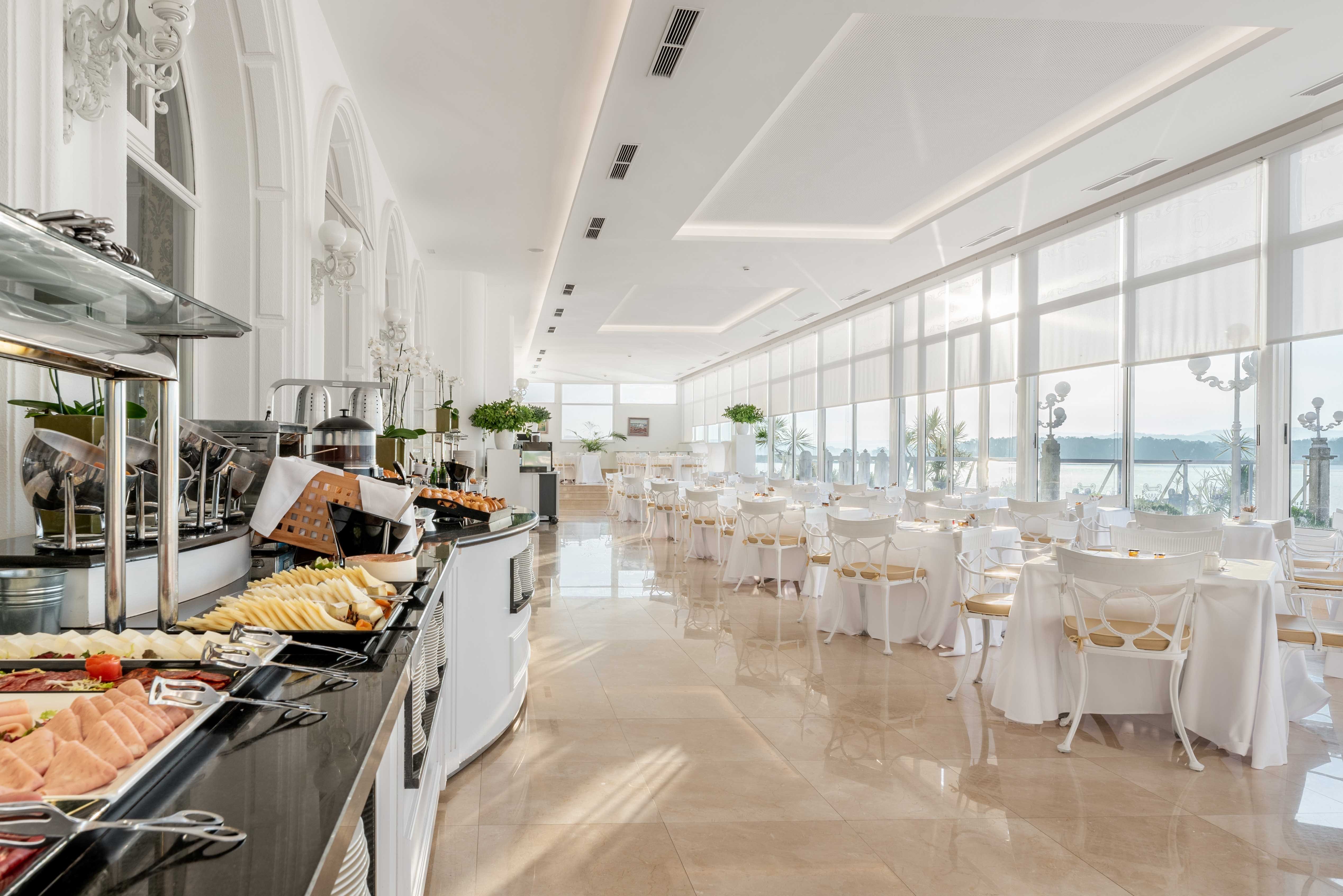 Eurostars Gran Hotel La Toja 64/79