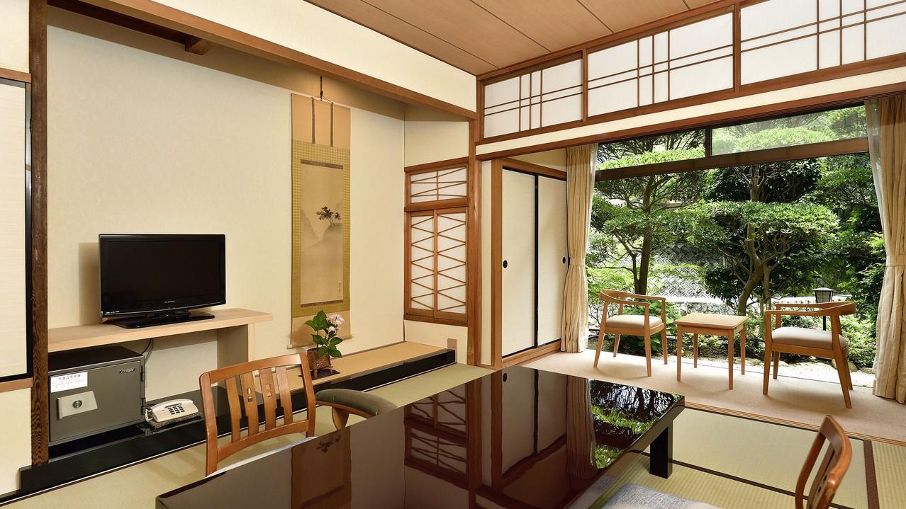 Japanese, Compact, Classic, Tatami