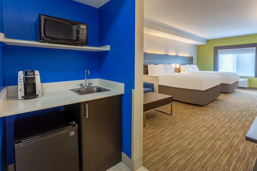 Holiday Inn Express Hotel And Suites Charlotte Arrowood 19/47