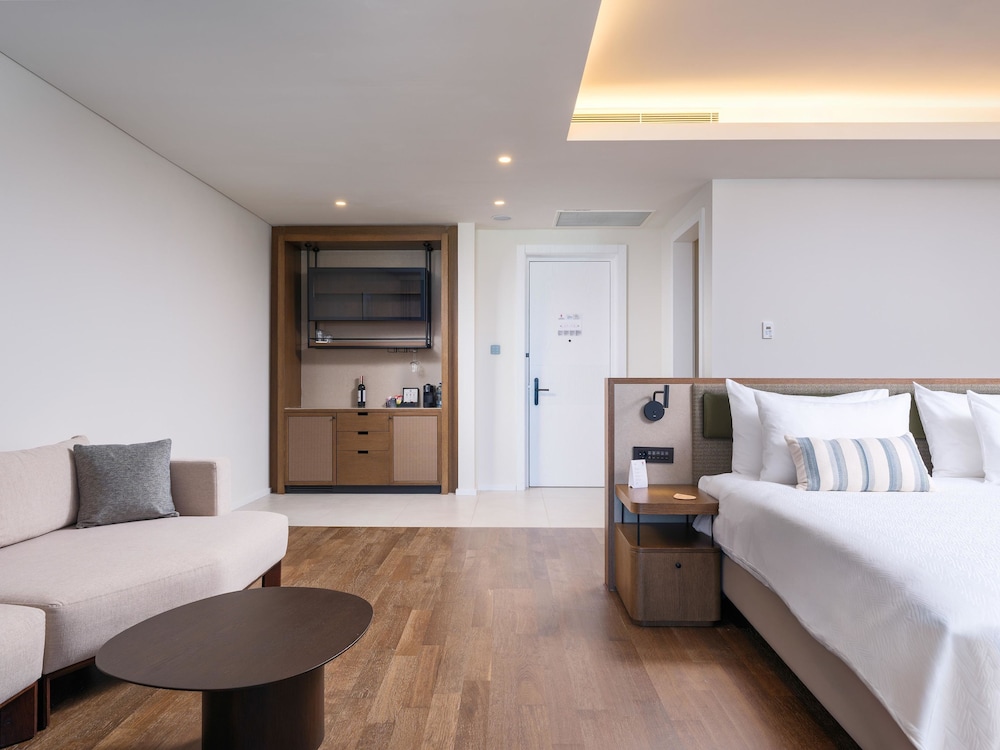 Penthouse, Sea View, Adult Only