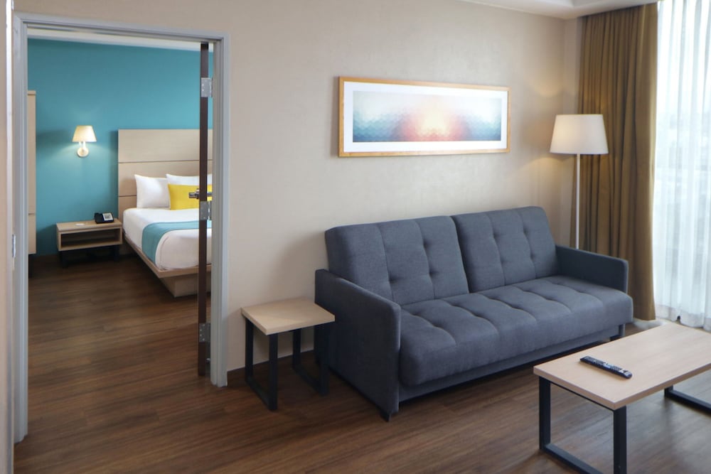 City Express Suites by Marriott Tijuana Rio 22/50