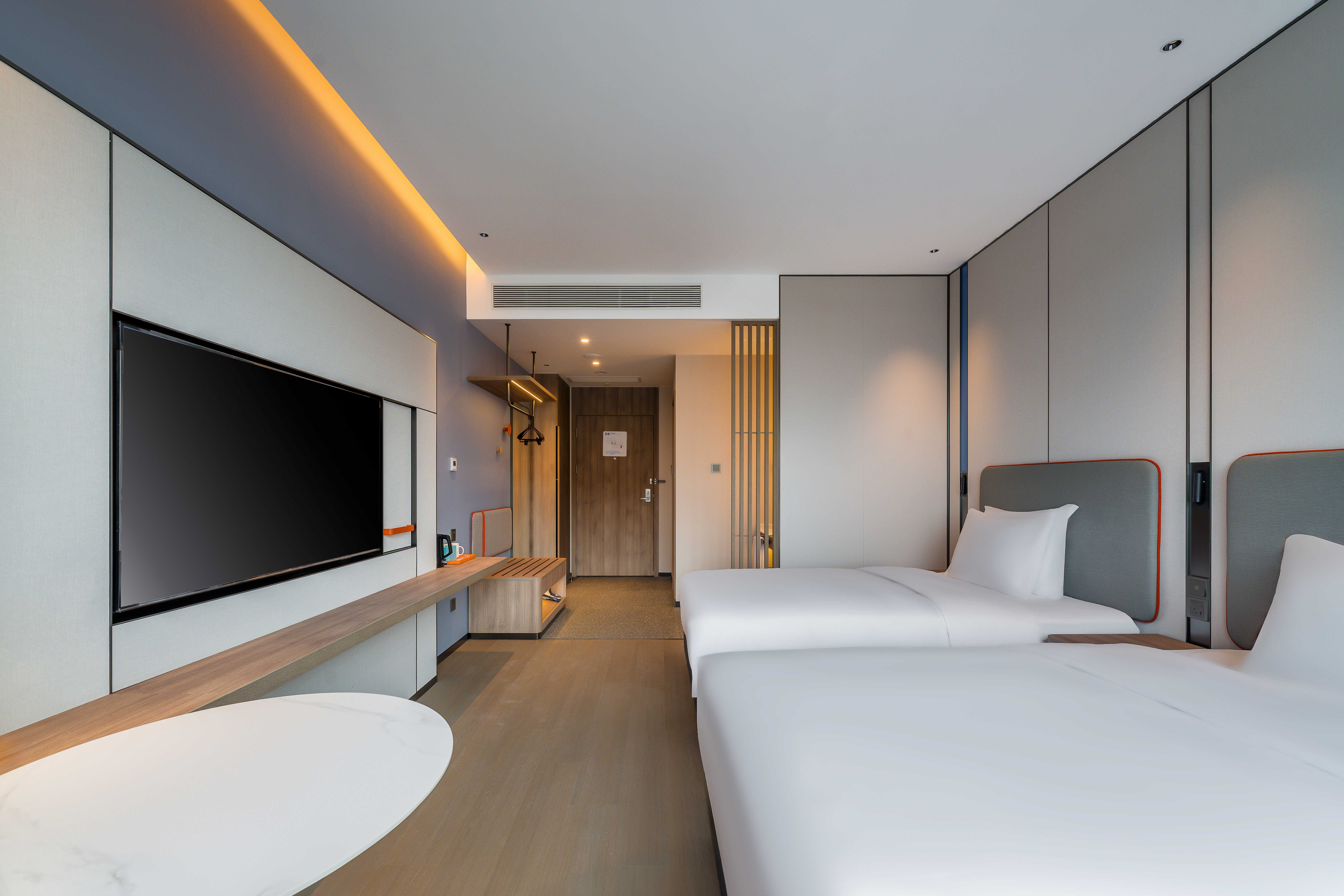 Holiday Inn Express Jiangmen East Station 17/51