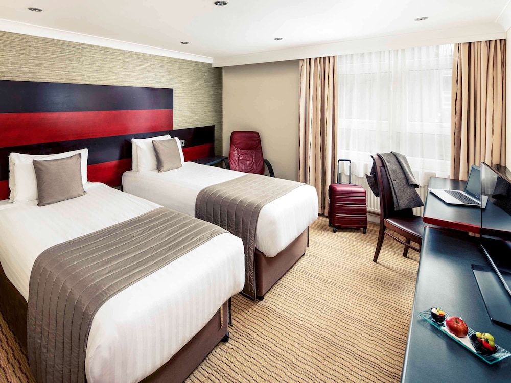 CLASSIC, TWIN BEDS