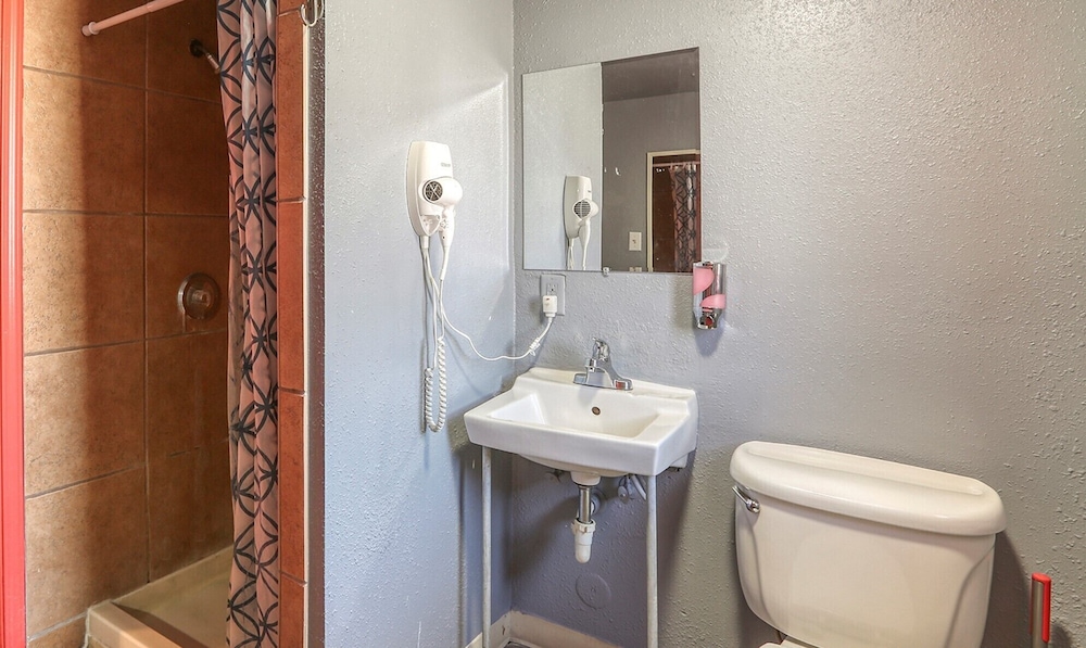 Sin City Hostel 47/50