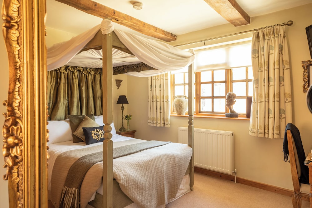Blounts Court Farm - B&B 10/35