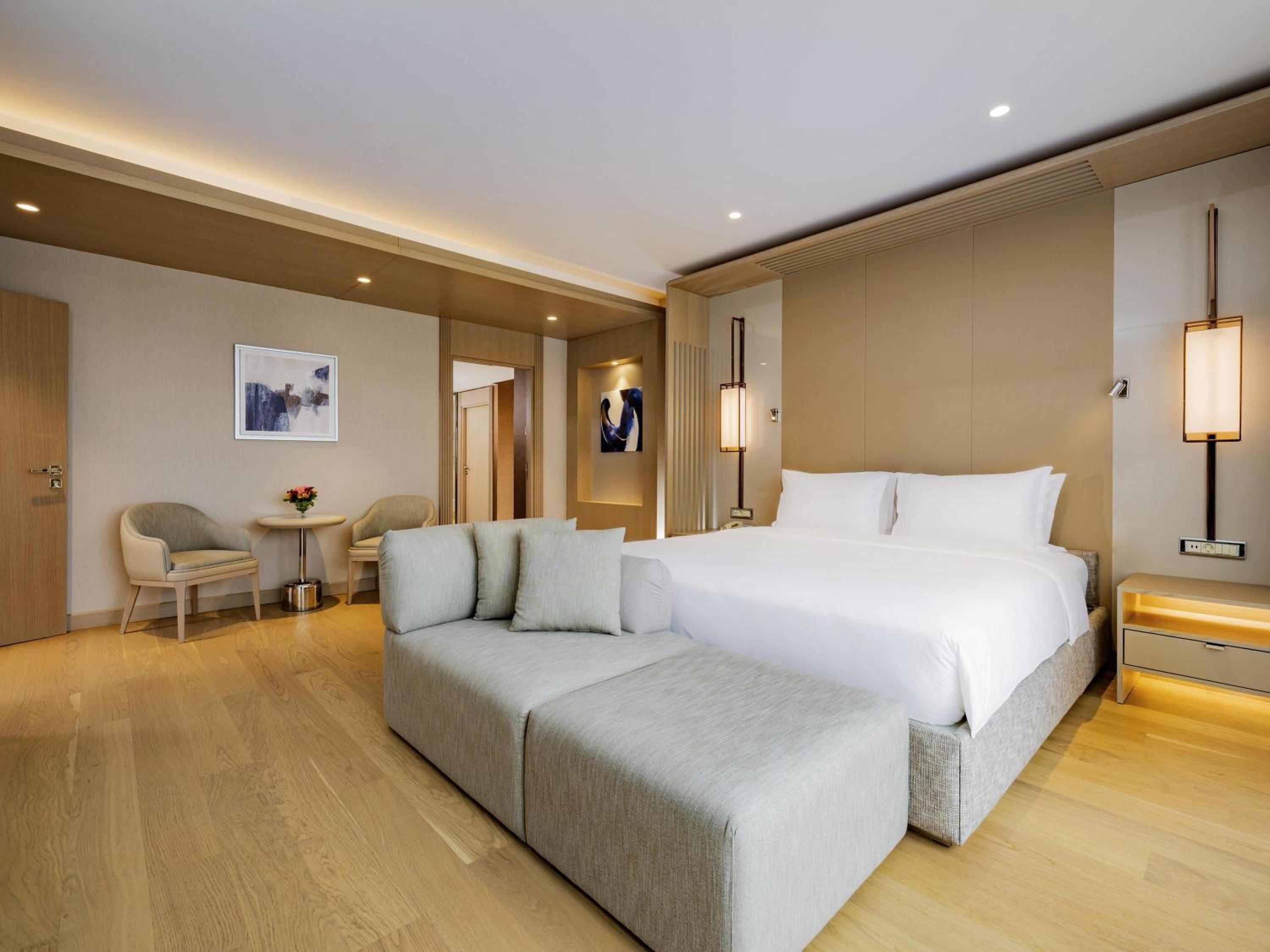Bosphorus, Suite, Twin Beds, King Bed, Sofa