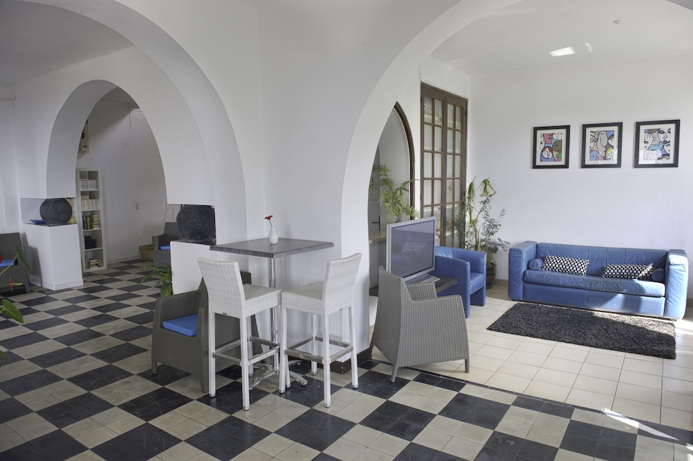 Azur Hotel 14/63