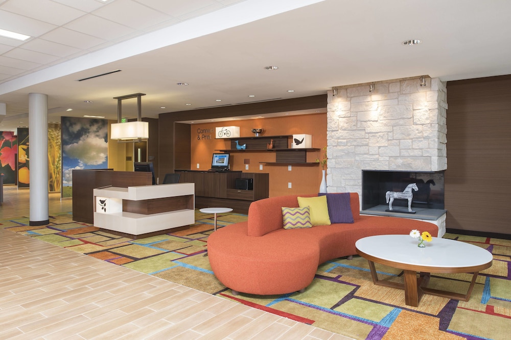 Fairfield Inn Suites Fredericksburg 34/41