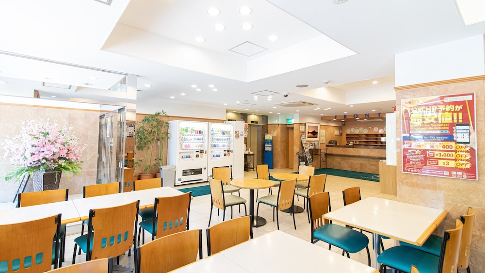 Toyoko Inn Sapporo Eki Nishi Guchi Hokudai Mae 48/63